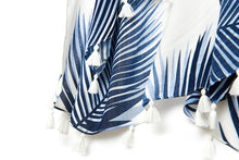 Load image into Gallery viewer, Long White &amp; Blue Floral Kimono